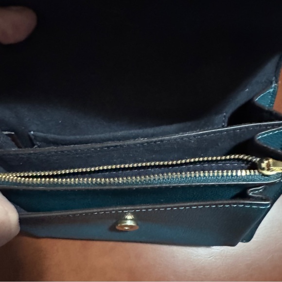 Coach Elegant Teal Crossbody Bag and has belt - Picture 3 of 5